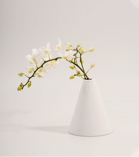 Natural ceramic flowerpot